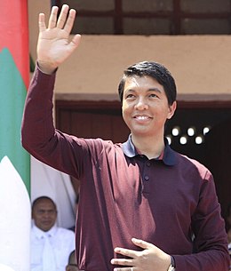 Andry Rajoelina greeting crowd.jpg