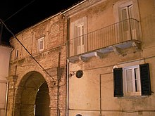 Porta San Nicola o Arco 'Ndriano