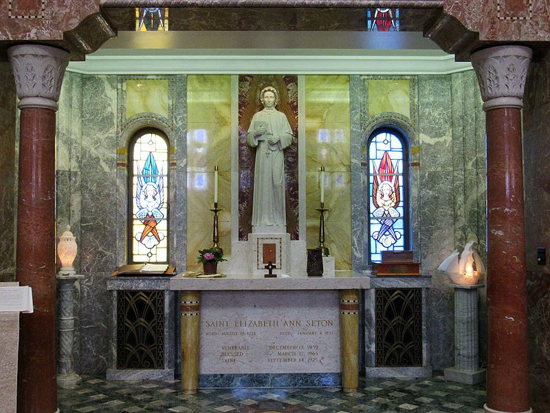 File:Basilica of the National Shrine of St. Elizabeth Ann Seton interior 14.jpg