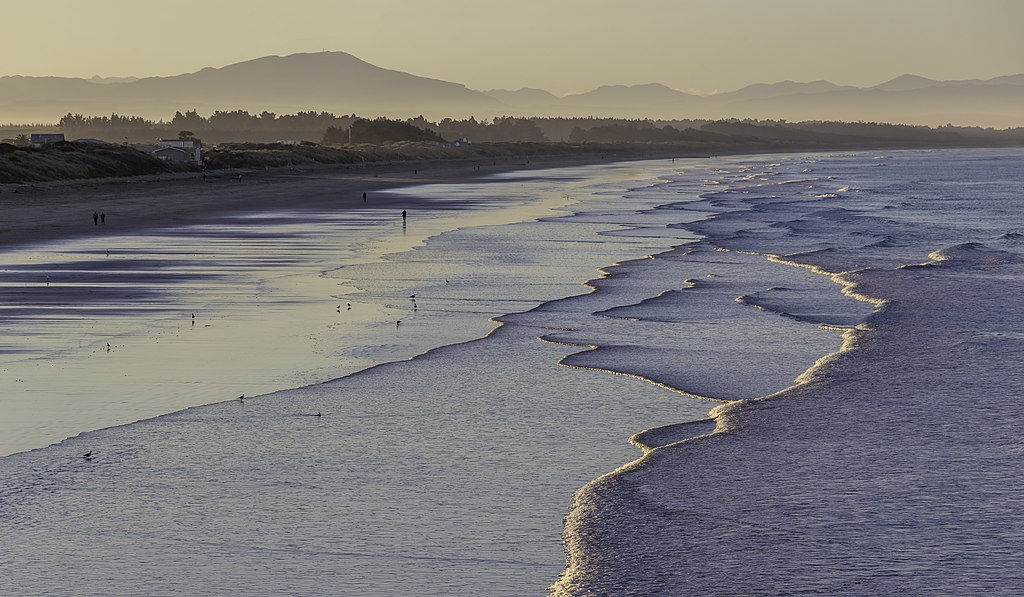 Beach, New Brighton, New Zealand 06.jpg