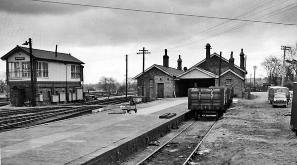 Blisworth railway station; the buildings on the right (not original) served the N&BJR line