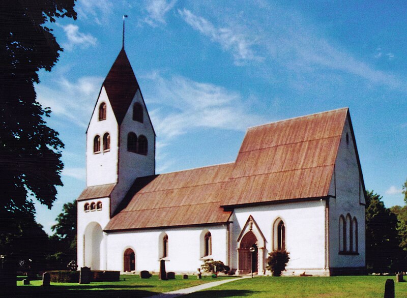 File:Burs-kyrka-Gotland-2010 01.jpg