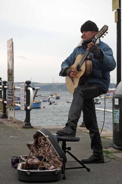 File:Busker on Prince of Wales Pier - geograph.org.uk - 4688830.jpg