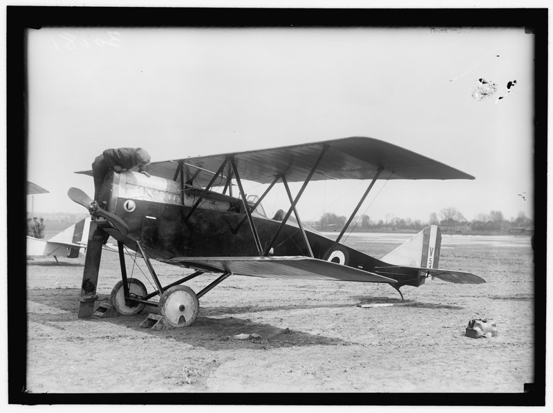 File:CANTONI, A. LT., ITALIAN ARMY AVIATOR LCCN2016869846.tif