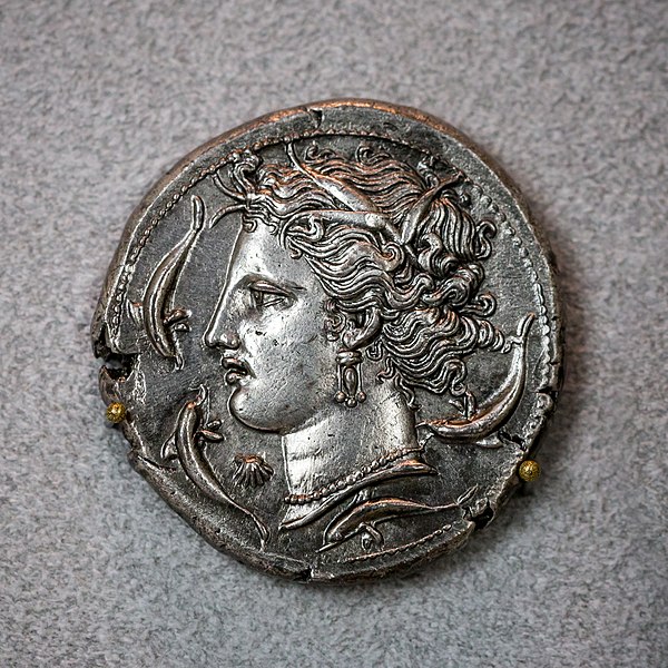 File:Carthago - 330-300 BC - silver tetradrachm - head of horse and date palm - head of Tanit - Berlin MK AM 18206038.jpg