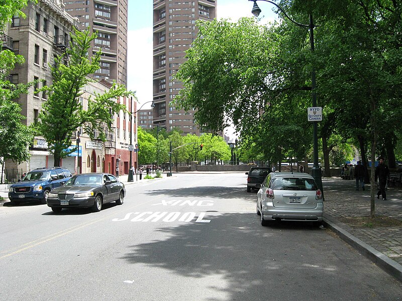 File:Central Park North Pioneer Gate jeh.jpg