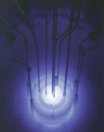 Cherenkov radiation at Reed's research reactor