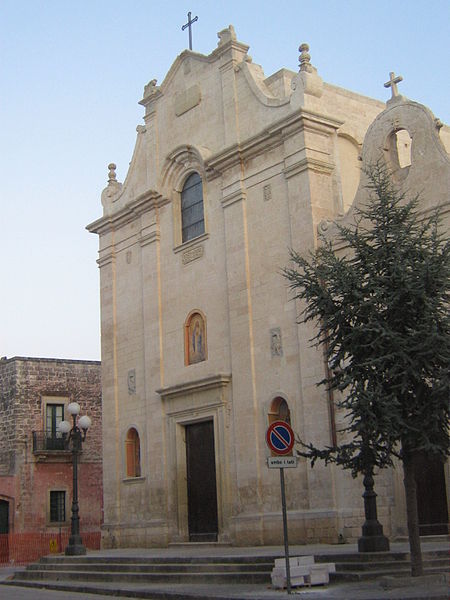 File:Chiesa Madre Surano.jpg