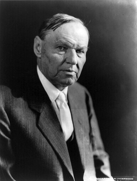 August 17, 1912: Legendary lawyer Clarence Darrow acquitted of criminal charges