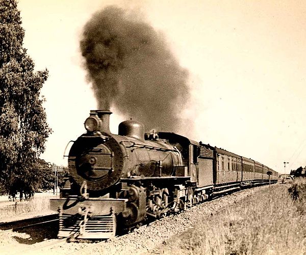 Class 4A on a local between Langlaagte and Mayfair, c. 1930