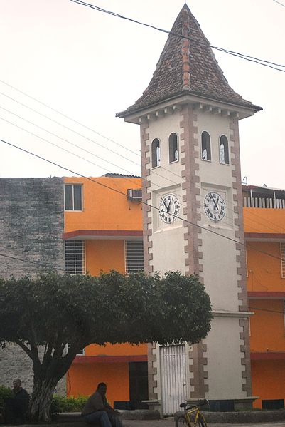 File:ClockTowerSanRafael01.JPG