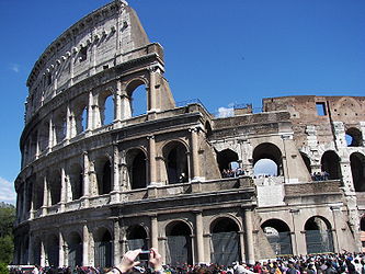 Colosseum (Rome) 14.jpg