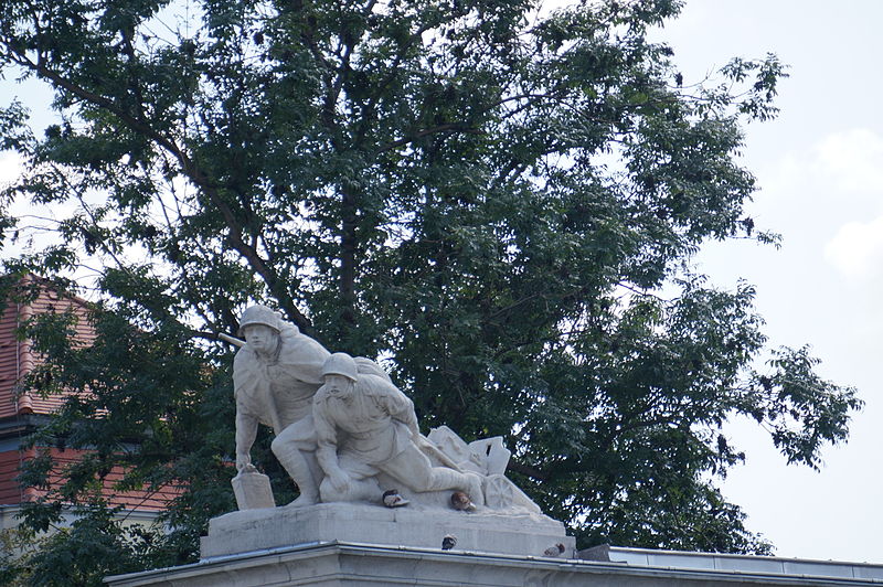 File:Détail monument Armée Rouge 04289.JPG