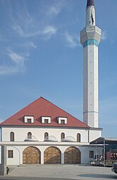 Азизија џамија у Костајници