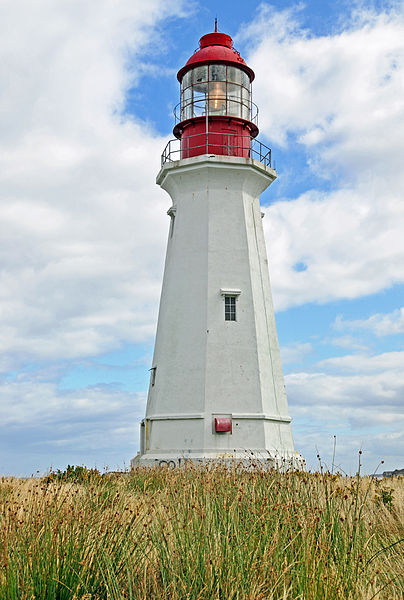 File:DGJ 4801 - Low Point Lighthouse (6372619801).jpg