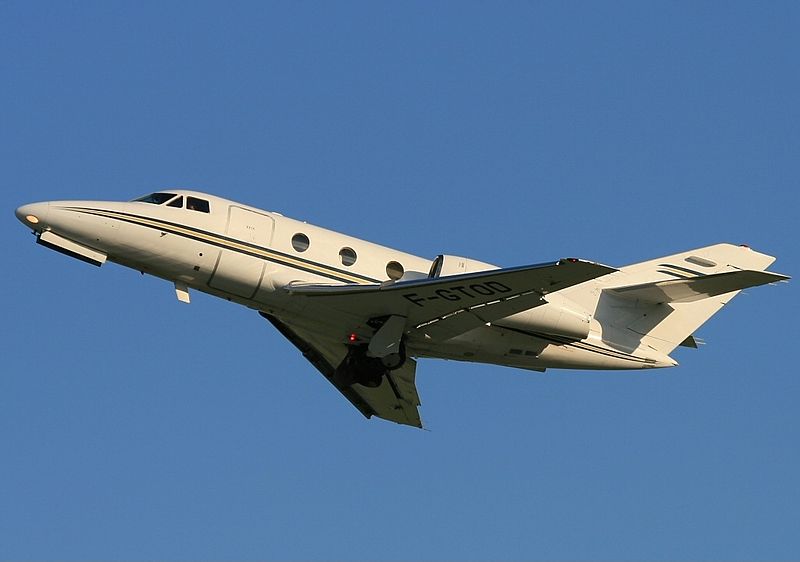 File:Dassault Falcon 10 AN1806245.jpg