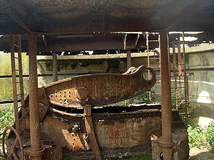 The mount for an 8" disappearing gun at South Channel Fort, Victoria, Australia Disappearing-gun-mount.jpg