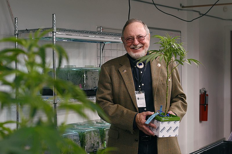 File:Don Young with a pot plant.jpg