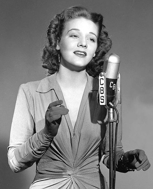 Dorothy Shay circa 1940s