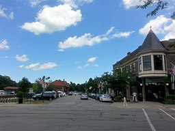 Downtown Hinsdale Illinois.jpg