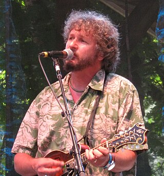 <span class="mw-page-title-main">Drew Emmitt</span> American musician