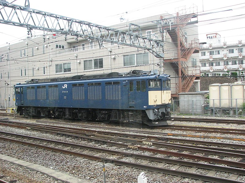 File:EF64 38 at Kōfu Station 2008-05-31.jpg