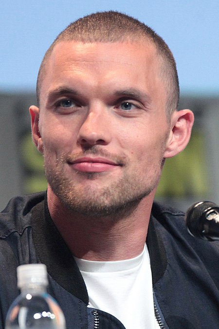 Ed Skrein by Gage Skidmore.jpg