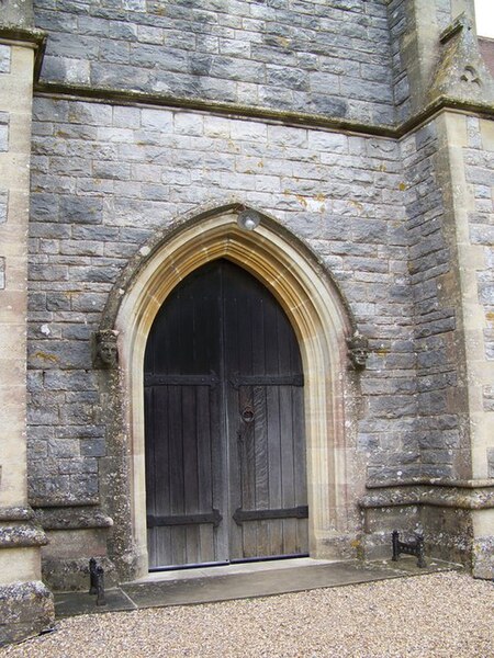 File:Entrance to St John the Evangelist Church - geograph.org.uk - 889537.jpg