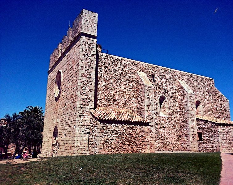 File:Església parroquial de Sant Martí d'Empúries 2.jpg