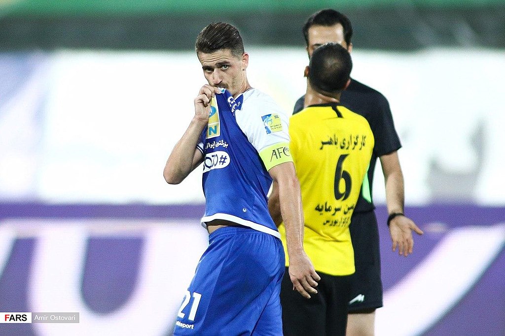 File:Esteghlal FC vs Sepahan FC, 1 August 2020 - 057.jpg - Wikipedia