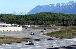 F-22 Raptors taxiing at Elmendorf AFB, Alaska, US F-22A Elmendorf AFB.jpg