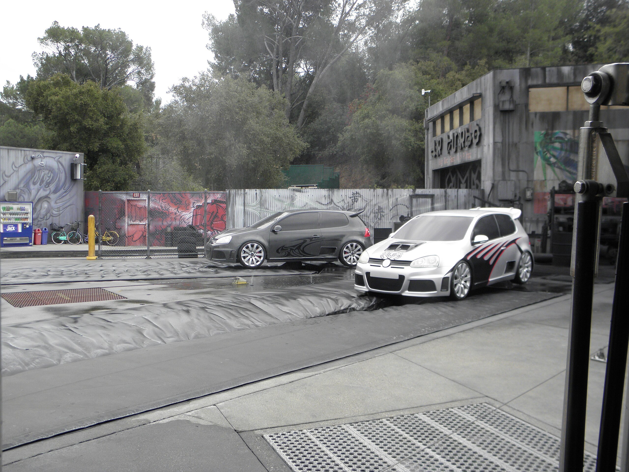 File:Fast and Furious (Universal Studios Hollywood).jpg - Wikimedia Commons