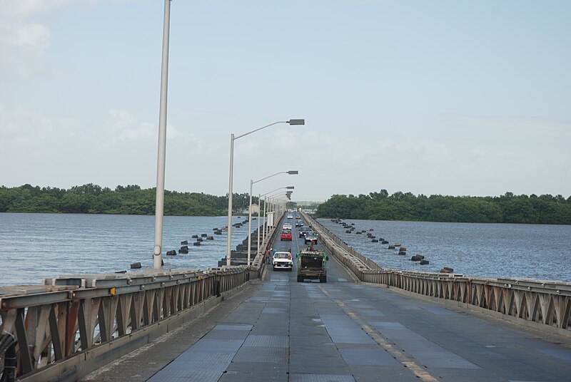 File:Floatingbridge.JPG