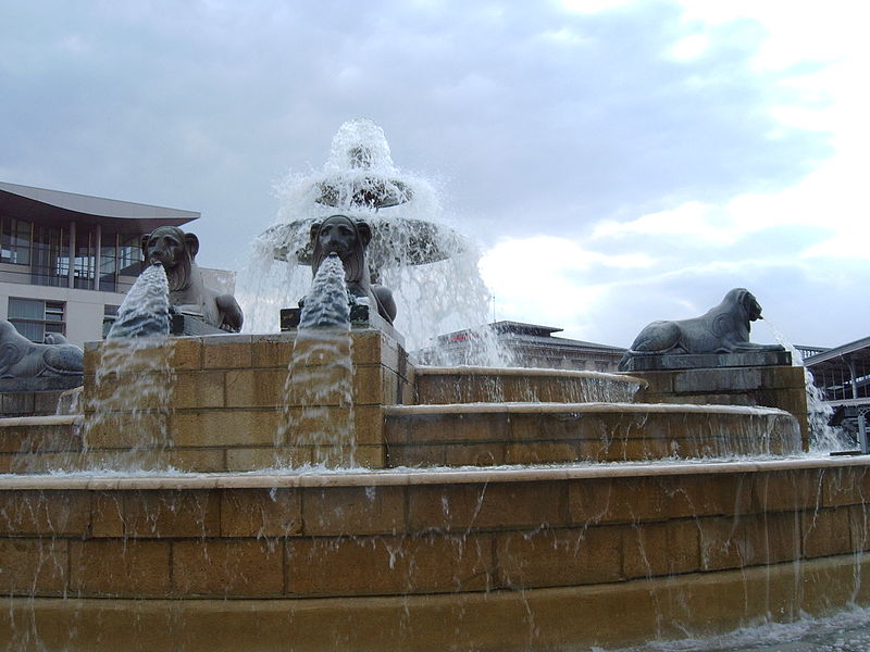 File:Fontaine du Château d'eau (Pierre-Simon Girard), 2010-05-18 33.jpg