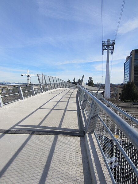 File:Gibbs Street Pedestrian Bridge, Portland, Oregon (2013) - 1.JPG