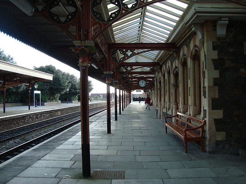 File:Great Malvern station in Worcestershire ... great ironwork! (3342486896).jpg