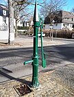 Grunewald Erdener Straße water pump 93.jpg