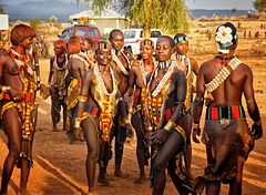 Hamar törzsi táncosok (DNy-Etiópia)