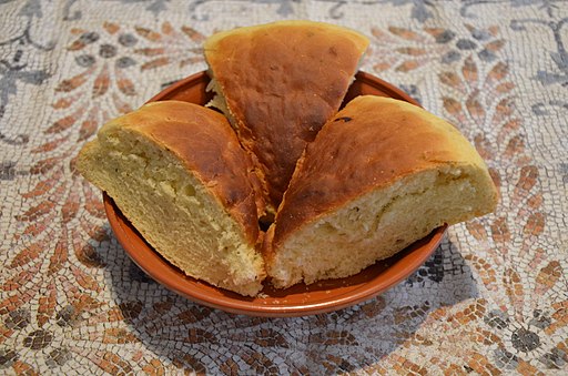 Hapalos Artos (soft bread), a traditional Ancient Roman recipe for a classic fine bread, from Athenaeus' Deipnosophistae (16336232886)