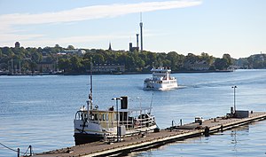 Hebe vid Slussen i Stockholm, med Djurgården 10 i bakgrunden