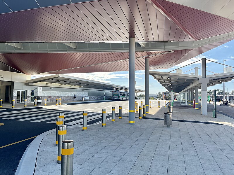 File:High Wycombe Station exterior and bus interchange, Western Australia, May 2023 08.jpg