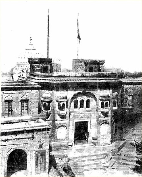 Historical photograph of Gurdwara Sri Khadur Sahib, ca.1920's. Published in the 1930 first edition of Mahan Kosh by Kahn Singh Nabha.