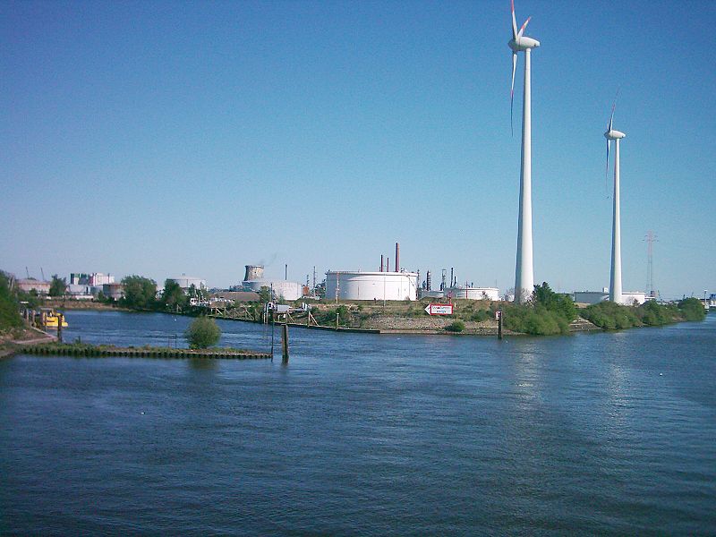 File:Hohe Schaar-Hafen 4.jpg