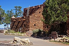 Front view of the Hopi House Hopi House Grand Canyon Village 09 2017 5290.jpg