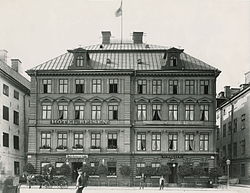 Hotel Reisen: Fredrik Reiss kaffehus, Byggnadshistoria, Fasadutsmyckning