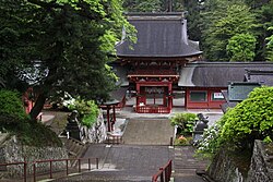 本作の舞台となる群馬県富岡市の一之宮貫前神社