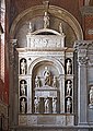 Гробът на дож Пиетро Мочениго в църквата Санти Джовани е Паоло