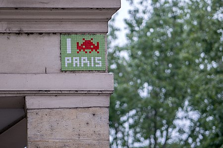 Invader street art, Paris