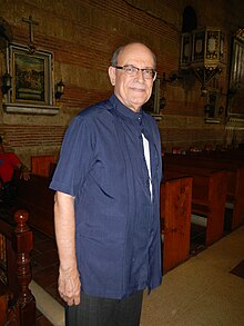 Jaime Fabregas ved Pakil Churchjf.jpg