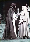 Jesus (Peter Winsnes) möter Maria Magdalena (Agnetha Fältskog).
